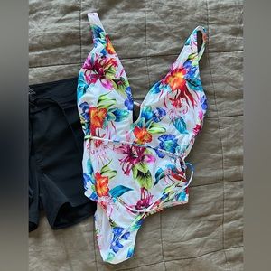 Women’s Bathing Suits- Large